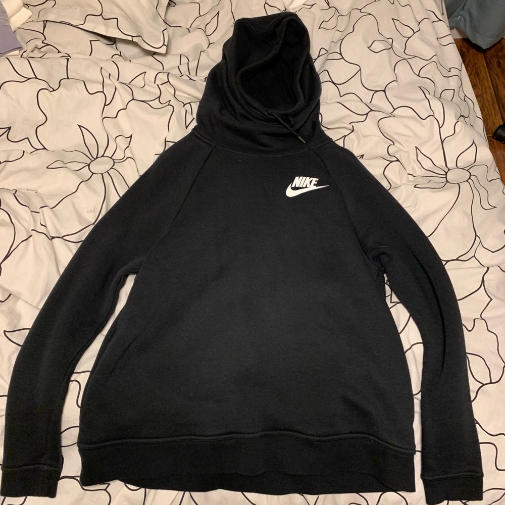 Women’s Large Nike Black Funnel Neck Hoodie
